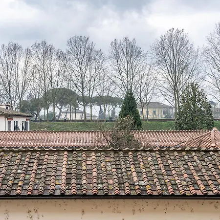 Modern In The Heart Of Lucca! Apartamento Lucca